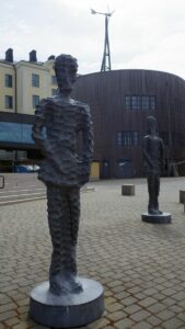 Am Eingang zur Universitäts Bibliothek in Karlskrona