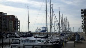 Blick aus der Marina Dockan auf die einlaufende Finllines Fähre. Mit dieser Linie wollte ich ursprüngliche nach Malmö fahren